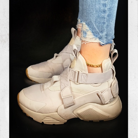 NIKE AIR HURACHES - Picture 9 of 9